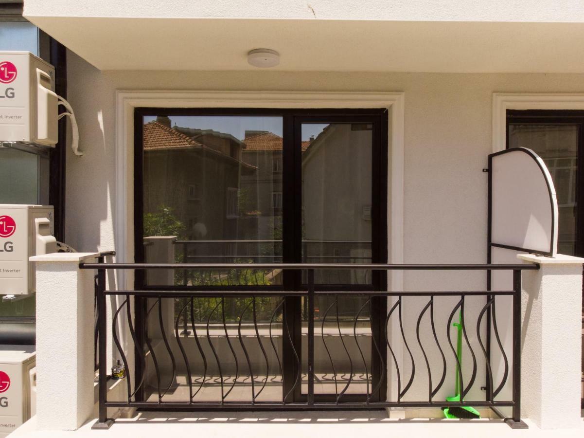 La Familia Apartments Varna Buitenkant foto