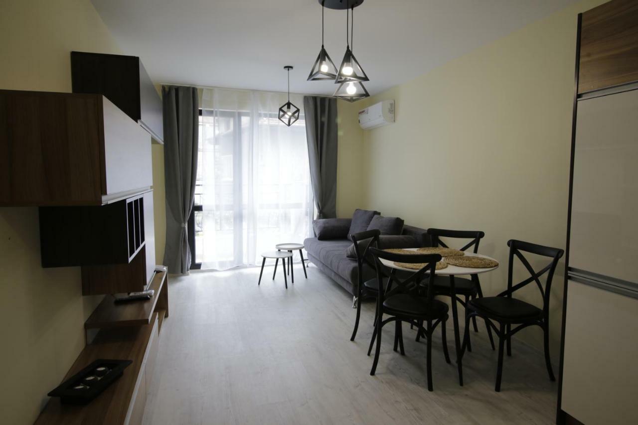 La Familia Apartments Varna Buitenkant foto